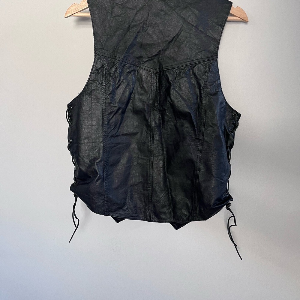 Vintage Hot Leathers Black Leather Vest – Men's XS – Side Lace-Up & Snap Front - Picture 2 of 7